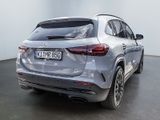 MERCEDES-BENZ GLA 200 AMG NIGHT SPUR DISTR PANO AHK 360 PDC