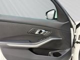 BMW 320 d Limousine LC Prof Stop&Go Lenkradheiz. DAB