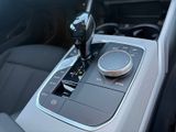 BMW 320 i Touring Advantage +SHZ+PDC+NAV+CARPLAY+