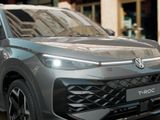 VW T-Roc R-Line 1.5 l eTSI OPF 110 kW (150 PS) 7-Gang-Doppelkupplungsgetriebe DSG