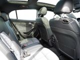 MERCEDES-BENZ GLA 180  KAMERA PANO SPUR PDC SHD SHZ
