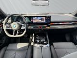BMW 550 e xDrive Limo M-SportPRO B&W Autobahnass.