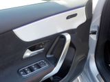 MERCEDES-BENZ A 200 , AMG Navi LED Kamera Spur PDC SHZ