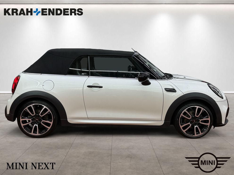 MINI Cooper Cabrio John Cooper Works Trim RFK+Navi