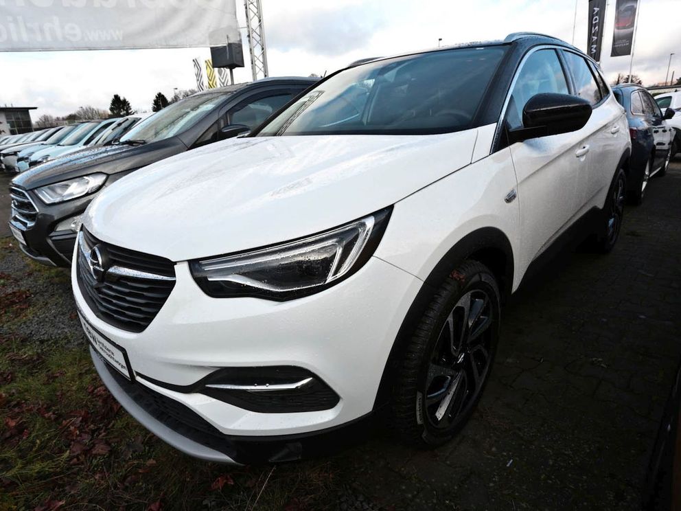 OPEL Grandland Ultimate NAVI+RfK+PDC+LHZ+SHZ