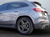 MERCEDES-BENZ GLA 180 AMG NIGHT MULTI 360 DISTR KAMERA PANO