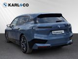 BMW iX 50 xDrive Sport Park-Assistent