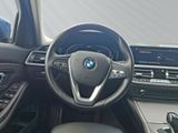BMW 330 e Touring Advantage AHK PDC Head-Up HiFi