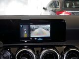 MERCEDES-BENZ A 180 d SPUR KAMERA SHZ