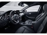 MERCEDES-BENZ GLA 200  AMG NIGHT STANDH SPUR AHK 360 PDC SHZ