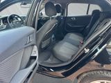BMW 118 dA LC Prof LED AHK Sitzhzg. Kamera Alarm
