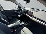 BMW iX1 xDrive 30 xLine Premiumpaket AHK SHZ Park-Assistent