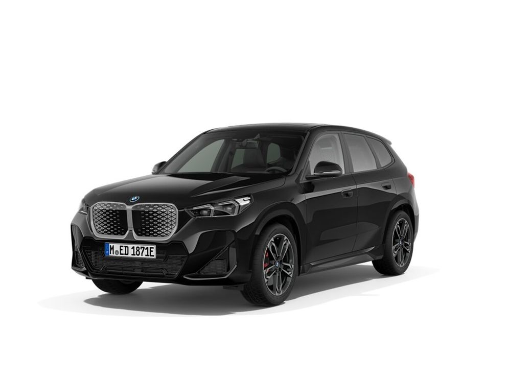 BMW iX1 xDrive30e M-Sport Pro Panorama HUD AHK