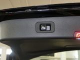 MERCEDES-BENZ E 220 d T //  AVANTGARDE AHK DISTR KAMERA SPUR