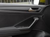 VW T-Roc 1.6 TDI Ganzjahresr./TÜV Neu/Garantie