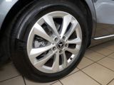 MERCEDES-BENZ C 220 d AVANTGARDE COMAND MULTI AHK DISTR KAMERA