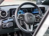 MERCEDES-BENZ A 180  PREMIUM PROGRESSIVE SPUR PDC SHZ