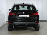 BMW X1 sDrive 18i Kamera Sportsitze NAVI LED DAB
