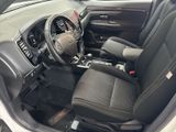 MITSUBISHI Outlander Edition+ 2WD 2.0 +7-Sitzer+Shz.+AHK+