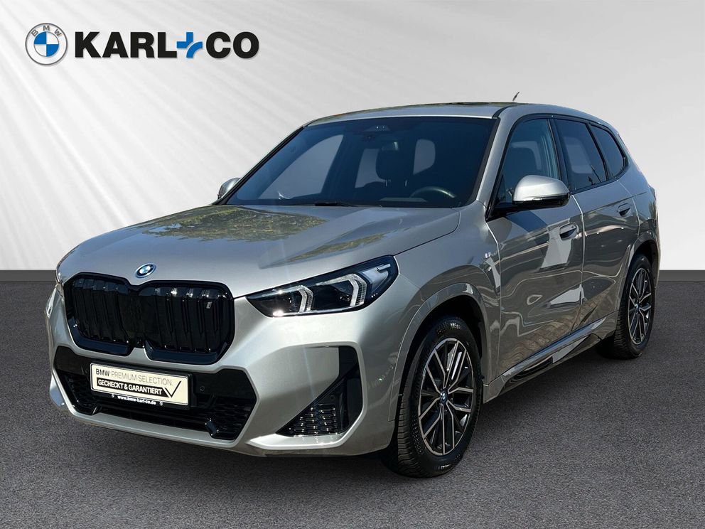 BMW iX1 xDrive30 M Sport Pano H&K HUD Ad.LED Keyless