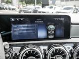 MERCEDES-BENZ A 200 AMG NIGHT SPUR PANO KAMERA PDC SHZ MULTI