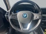 BMW 320 e Touring LC Professional Alarmanlage HiFi Aktive Geschwindigkeitsregelung