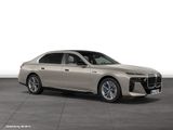 BMW M760e xDrive Limousine
