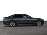 BMW M760e xDrive Limousine