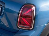 MINI Cooper S Countryman E MINI Yours Trim ALL4 Navi LED Kamera Leder
