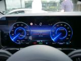 MERCEDES-BENZ EQA 300 4M , AMG Carplay elHeckkl Kamera Memo