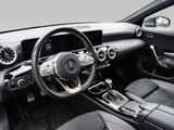MERCEDES-BENZ CLA 200 Coupé AMG KAMERA PANO SPUR PDC SHD SHZ