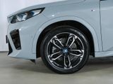 BMW iX2 xDrive 30 M Sport H&K LED ACC HUD IconicGlow
