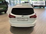 FORD Focus Turnier Titanium Edition LED ACC Totwinkelassistent