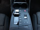BMW 218d Active Tourer AHK LED SH LM DKG