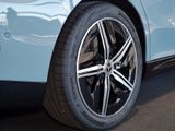 MERCEDES-BENZ CLA 180 AVANTGARDE MEMO DISTR PANO SPUR SHZ