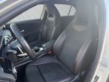MERCEDES-BENZ A 200 AMG LIne Night Ambiente MBUX  Kamera Aut.