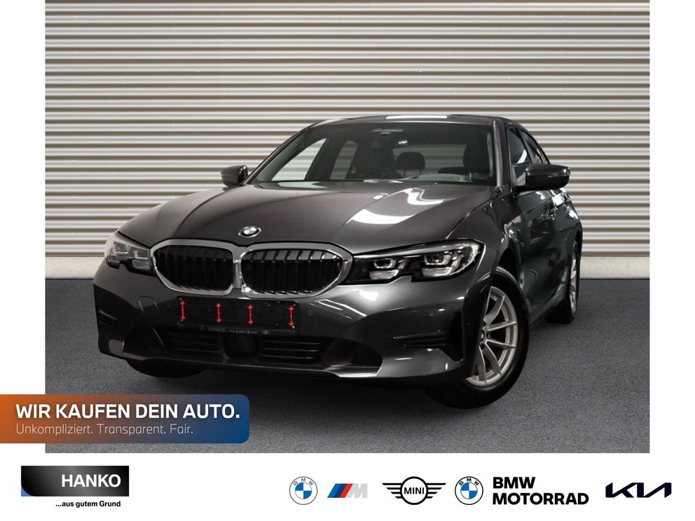 BMW 320i Advantage