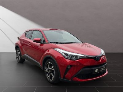 TOYOTA C-HR Hybrid Team D
