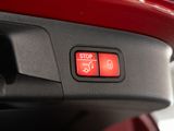 MERCEDES-BENZ GLA 220 d 4M PROGRESSIVE AHK KAMERA PANO SPUR