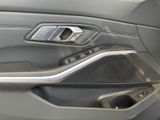 BMW 320 d Touring M Sport Laserlicht+PDC+SHZ+Navi