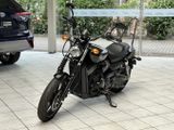 HARLEY DAVIDSON STREET750
