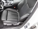BMW 320 dSportline+Panorama+Navi+DAB+HUD+RFK+Leder