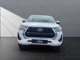 TOYOTA Hilux Double Cab Comf Autom atik 4x4 2.4*15J Gar