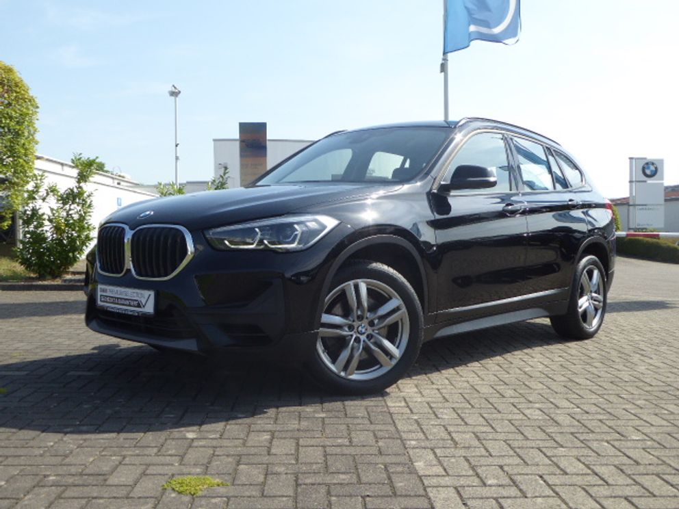 BMW X1 sDrive20i Advantage Navi LED AHK DAB Sitzheizung