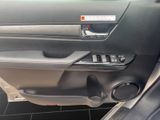 TOYOTA Hilux 2.8 D-4D Double Cab Invincible 4x4