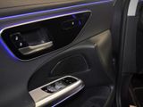 MERCEDES-BENZ E 220 T d , AVANTGARDE KAMERA SPUR DISTR PANO