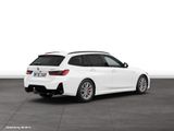 BMW 330i xDrive Touring