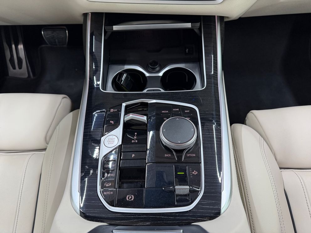 BMW X7 M60 i xDrive M Sport Pano+H&K+AppleCarPlay