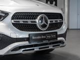 MERCEDES-BENZ GLA 180 d // PROGRESSIVE AHK KAMERA SPUR PDC SHZ
