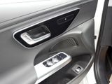 MERCEDES-BENZ E 200 , AVANTGARDE DISTR KAMERA SPUR PDC SHZ